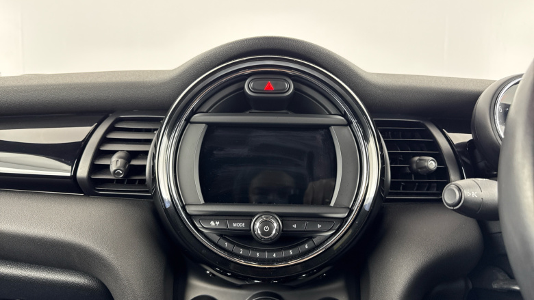 MINI Hatchback 1.5 Cooper II 3dr Petrol Hatchback